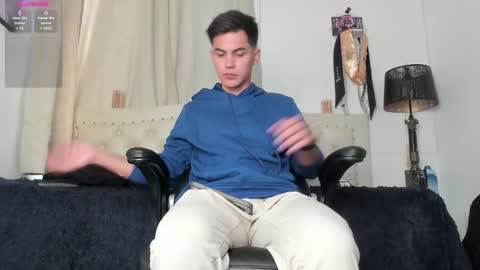 Snapshot of adams_ricci chatting on January 2025 10:28:02 PM Adams online show from January 2025 10:28:02 PM