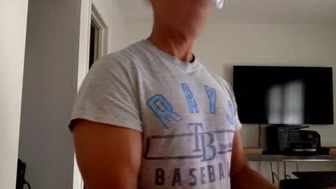 Snapshot of adamsix9 chatting on June 2026 05:25:01 PM Adam online show from June 2026 05:25:01 PM