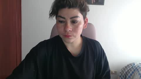 Snapshot of adan_romanoff chatting on September 2025 04:40:02 PM adan_romanoff online show from September 2025 04:40:02 PM