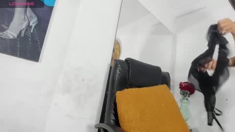 Snapshot of adara_ferrara chatting on March 2026 02:06:02 AM Adara Ferrara online show from March 2026 02:06:02 AM