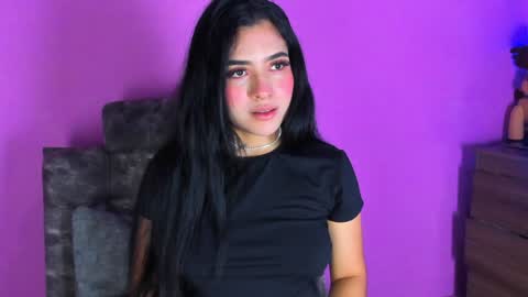  Adara Johnson  online show from January 2025 11:52:01 AM