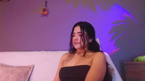  Adara Johnson  online show from April 2026 12:29:02 PM