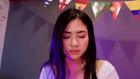  Adara Johnson  online show from June 2026 11:46:01 AM