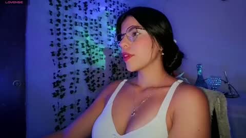 Snapshot of adararose1 chatting on January 2025 09:55:02 PM Adara online show from January 2025 09:55:02 PM