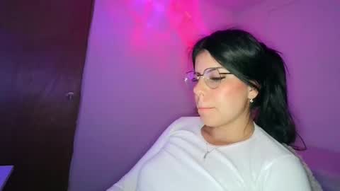 Adara online show from March 2026 02:04:01 AM