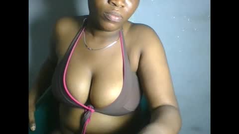 Snapshot of addictivebaby_ chatting on October 2025 01:03:01 AM addictivebaby_ online show from October 2025 01:03:01 AM
