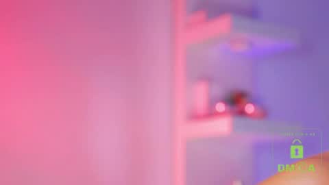 Snapshot of addictsqueen chatting on April 2026 04:54:02 AM ADDICTION online show from April 2026 04:54:02 AM