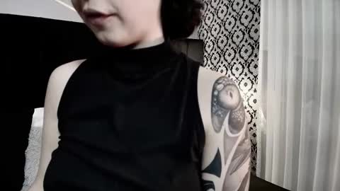 Ade  online show from October 2025 08:03:02 PM