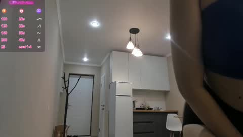 Adel online show from February 2025 03:39:02 PM