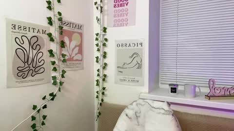 Adele online show from December 2024 12:45:01 PM