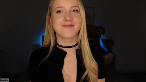 Snapshot of adele_armas chatting on February 2026 09:11:02 PM Adele online show from February 2026 09:11:02 PM