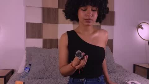 Snapshot of adele_carter_ chatting on September 2025 01:13:01 PM Andrea online show from September 2025 01:13:01 PM