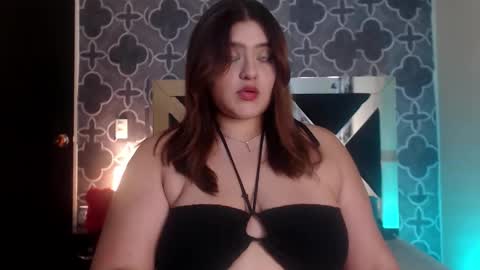 Snapshot of adele_cruzz chatting on February 2026 02:29:02 AM adele cruzz online show from February 2026 02:29:02 AM