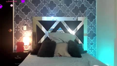 Snapshot of adele_cruzz chatting on February 2026 12:40:02 AM adele cruzz online show from February 2026 12:40:02 AM