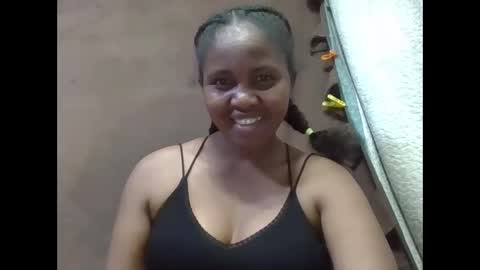 Snapshot of adelealy chatting on September 2025 05:25:01 PM adelealy online show from September 2025 05:25:01 PM