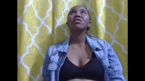 Snapshot of adelealy chatting on September 2025 02:25:01 AM adelealy online show from September 2025 02:25:01 AM