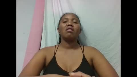 Snapshot of adelealy chatting on October 2025 06:47:01 AM adelealy online show from October 2025 06:47:01 AM