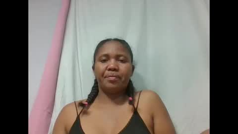 Snapshot of adelealy chatting on October 2025 06:53:02 PM adelealy online show from October 2025 06:53:02 PM