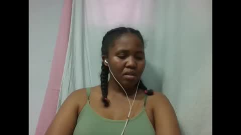 Snapshot of adelealy chatting on November 2025 06:59:02 AM adelealy online show from November 2025 06:59:02 AM