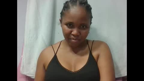 Snapshot of adelealy chatting on November 2025 05:23:02 PM adelealy online show from November 2025 05:23:02 PM