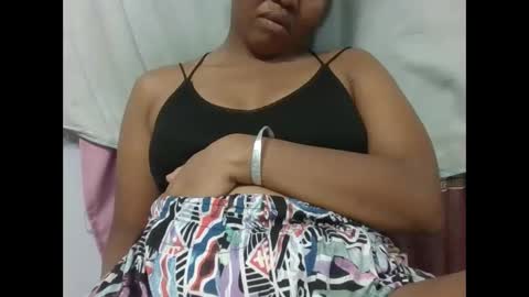 Snapshot of adelealy chatting on November 2025 07:35:02 PM adelealy online show from November 2025 07:35:02 PM