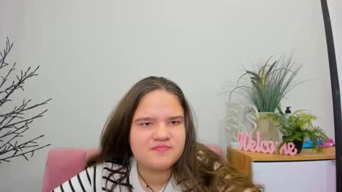 adelecruzz online show from February 2025 01:19:02 PM