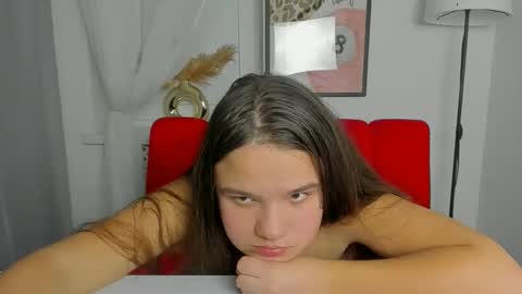 adelecruzz online show from February 2026 01:21:01 PM