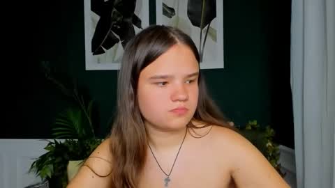 adelecruzz online show from April 2026 11:52:02 AM
