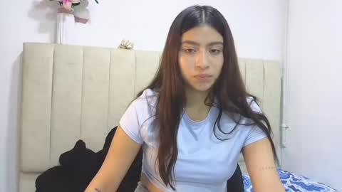 Snapshot of adelein_foxxx chatting on July 2026 02:05:17 AM adellein foxx online show from July 2026 02:05:17 AM