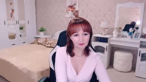 Snapshot of adelemoran chatting on December 2024 10:47:02 PM AdeleMoran online show from December 2024 10:47:02 PM