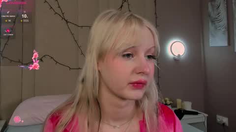 Snapshot of adelesilvy chatting on March 2026 01:31:02 AM adelesilvy online show from March 2026 01:31:02 AM