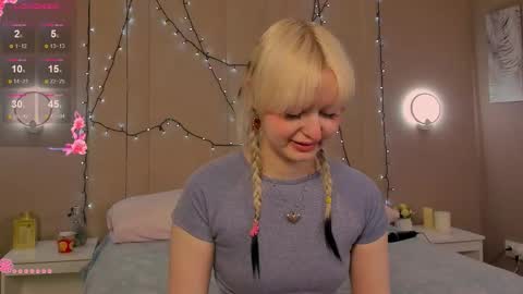 Snapshot of adelesilvy chatting on March 2026 01:55:01 AM adelesilvy online show from March 2026 01:55:01 AM