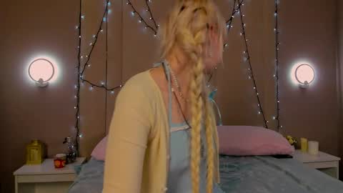 Snapshot of adelesilvy chatting on March 2026 01:43:02 AM adelesilvy online show from March 2026 01:43:02 AM