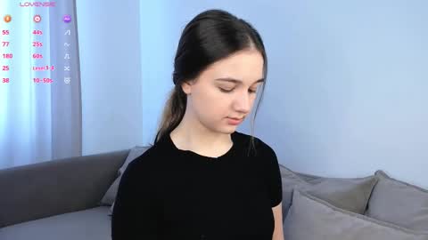 adelexx_zll online show from March 2026 11:39:02 AM