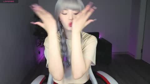 adelina__flower online show from May 2026 03:22:01 AM