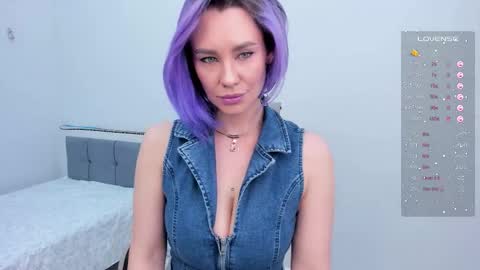 Selena online show from February 2026 06:40:02 AM