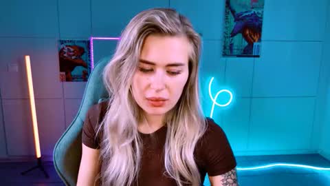 Adel online show from September 2025 05:40:01 AM