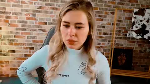 Adel online show from September 2025 09:08:02 AM