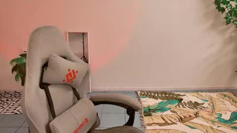 Adel online show from September 2025 09:14:02 AM