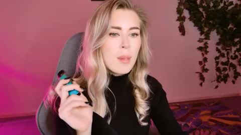 Adel online show from October 2025 03:46:02 PM