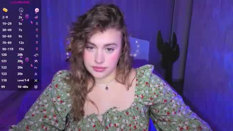 Snapshot of adelynnn chatting on October 2025 08:28:02 PM Ada online show from October 2025 08:28:02 PM