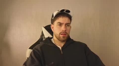 Ades online show from November 2025 11:31:02 AM