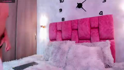          online show from June 2026 09:06:01 PM