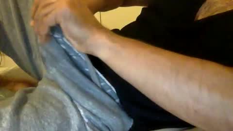 Snapshot of adipoli710 chatting on November 2025 06:37:02 AM horny kinky daddy online show from November 2025 06:37:02 AM