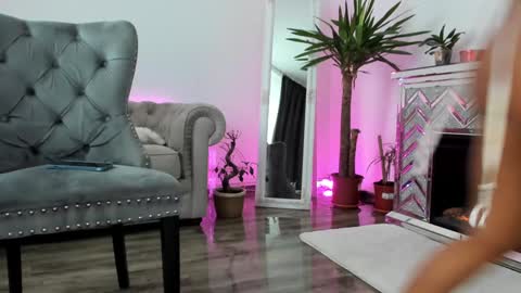 Adona online show from December 2024 07:12:01 AM