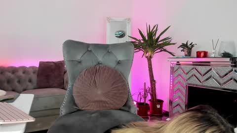 Adona online show from January 2025 06:04:01 AM