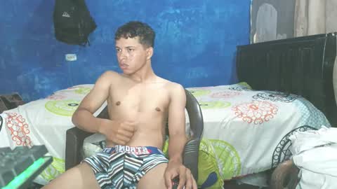 Snapshot of adonis5_ chatting on March 2026 09:10:01 PM Adonis online show from March 2026 09:10:01 PM