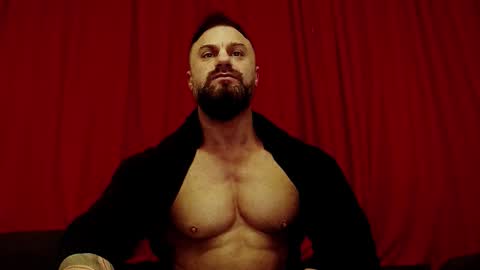 Adonis online show from December 2025 10:00:02 AM