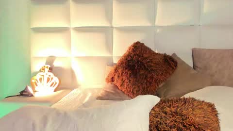 Adonis  online show from December 2025 09:48:01 AM