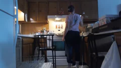 adorable22 online show from February 2025 08:41:02 PM